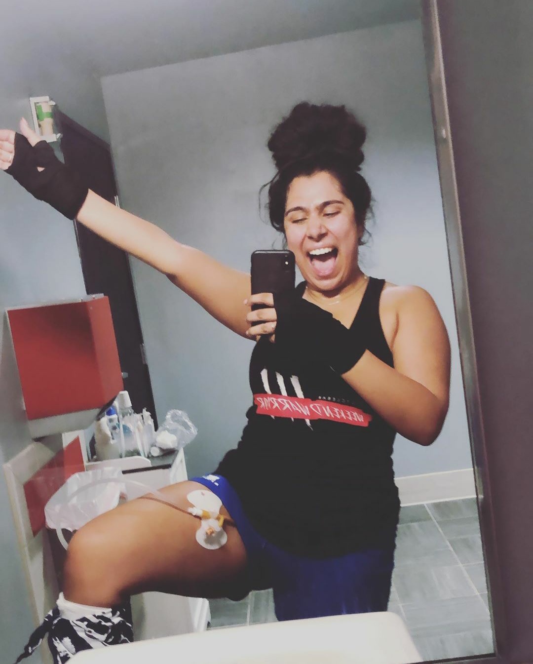 Elizabeth K'Mali, otherwise known as @educating_endo on Instagram, has stolen my heart with her empowering story of strength and resilience.